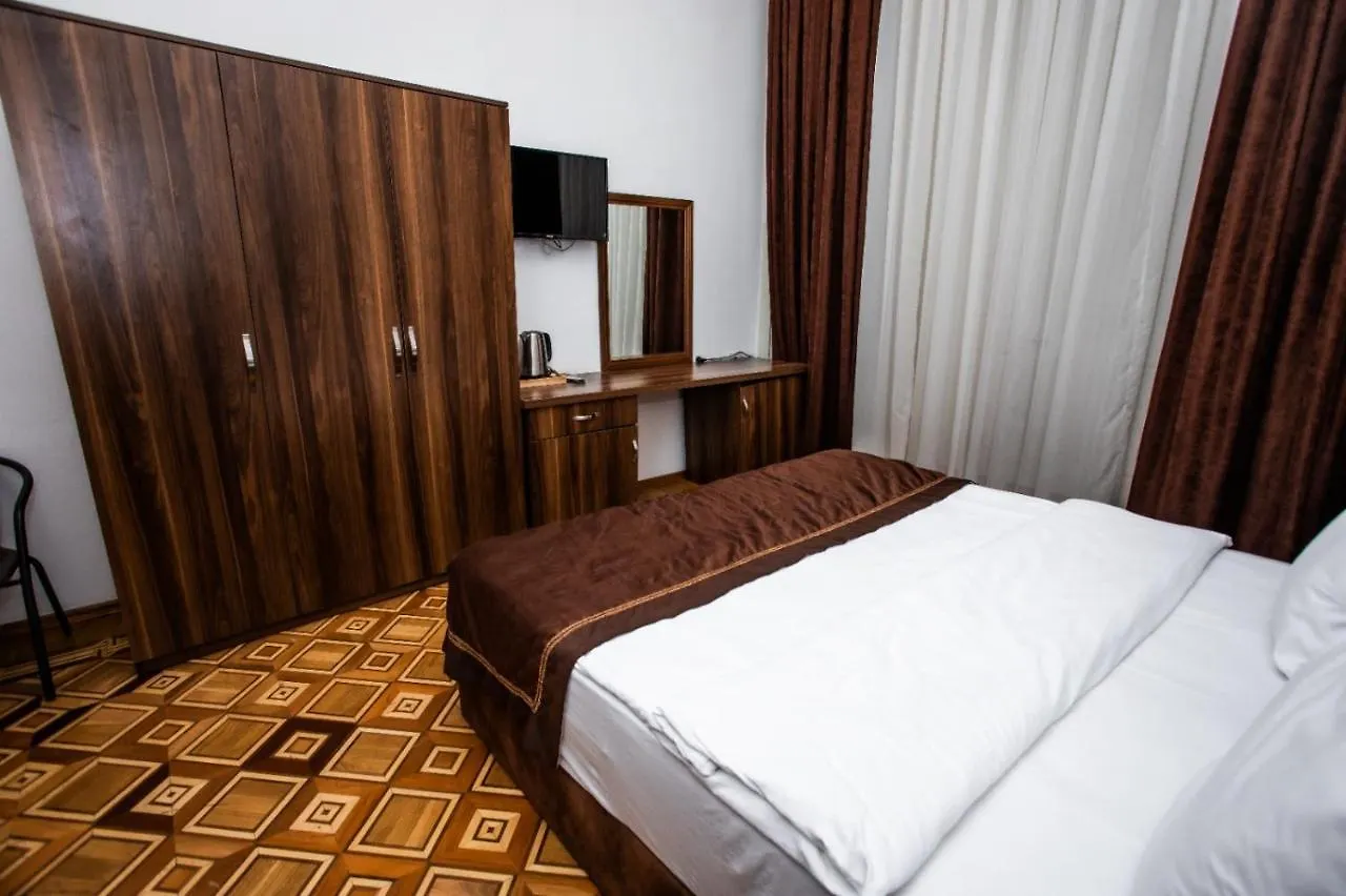 Malakan Nizami Str. Baku 4*,